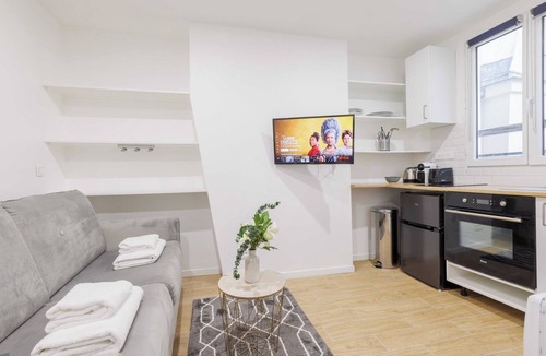 Quartier de la Chapelle Apartment | Cosy Studio - 2P - La Chapelle