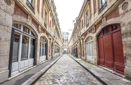 Porte-Saint-Martin Apartment | Cosy Studio - 2P - Strasbourg Saint-denis