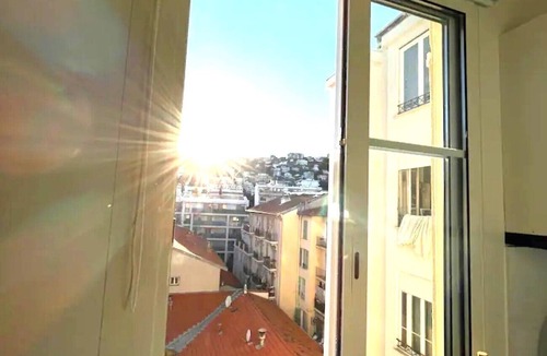 Vernier Apartment | Cosy studio between town and sea Nice