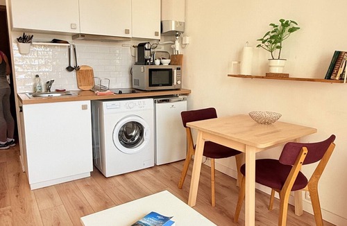 Balaruc-les-Bains Apartment | Cosy studio close to the thermal spa and the beach