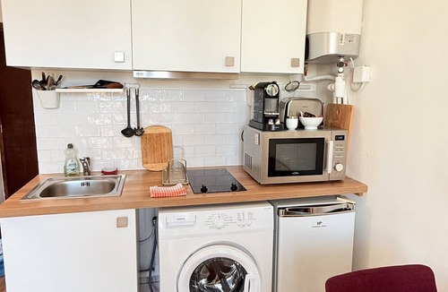 Balaruc-les-Bains Apartment | Cosy studio close to the thermal spa and the beach