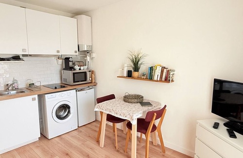 Balaruc-les-Bains Apartment | Cosy studio close to the thermal spa and the beach