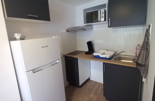 Chabreloche Apartment | Cosy studio