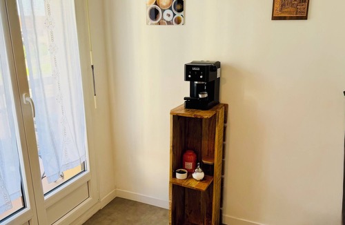 Molsheim Apartment | Cosy studio Molsheim - Balcony, Free parking, Train station 300M and Strasbourg 15mn away