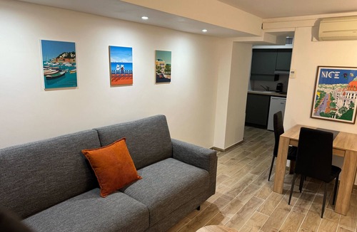 Les Baumettes Apartment | Cosy studio near beach and Museum of Fine Arts