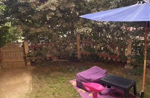 Al Rehab Apartment | Cosy Studio With A Nice Garden