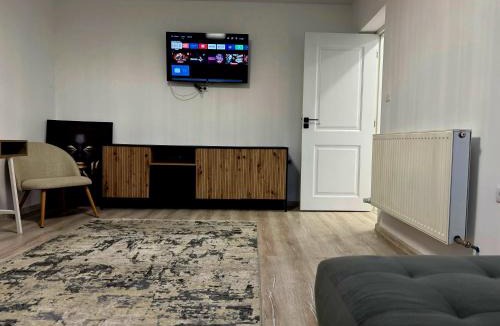 Vaslui Apartment | Cosy Vibe 3