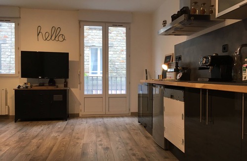 Cherbourg-en-Cotentin House | CosyFlat Cherbourg downtown apartment 600m Naval Group