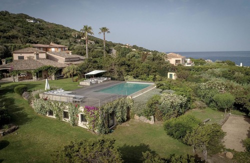 Coti-Chiavari House | Coti Chiavari: house full of character, 100m away from the sea, gulf of Ajaccio