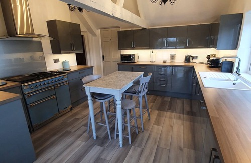Blaisdon House | Cotswold Riverside House Amazing indoor heated swimming pool hot tub games Room