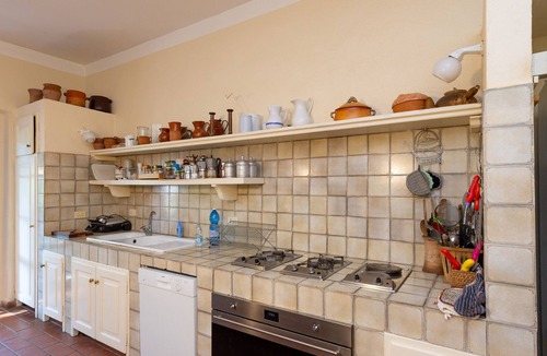 Casino di Terra Cottage | Cottage 'Casale for 10 People' with Shared Pool, Wi-Fi and Air Conditioning
