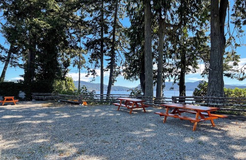 Sooke Cottage | Cottage 3& 6 with Waterfront and Beach Access