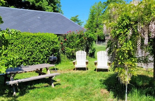 Calleville Cottage | Cottage 3 Cows: fireplace, swimming pool and jacuzzi