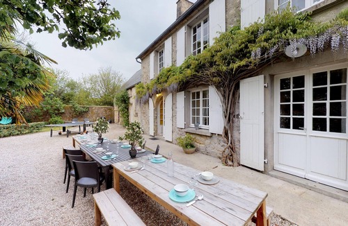Valognes Cottage | Cottage 4 * with private Spa, Billiards, Table football, large garden, 15 min from the sea