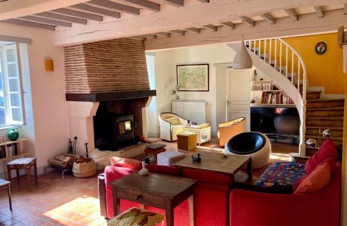 Nousty House | Cottage authentique et chaleureux entre Pau, Lourdes et les Pyrénées pour 7 personnes