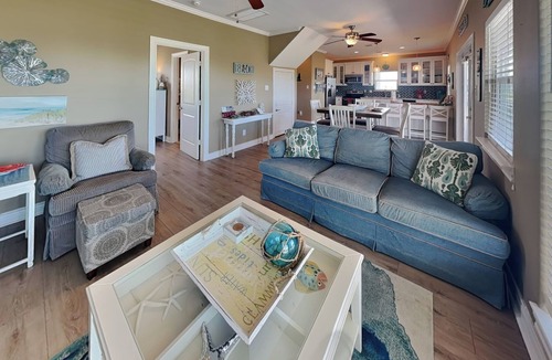 Indian Beach House | Cottage By The Sea | Pet Friendly, Covered Patio