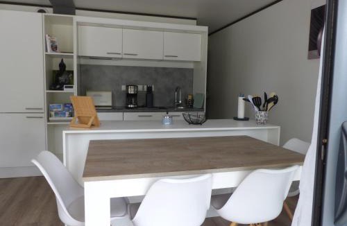 Olonzac House | Cottage du Lac