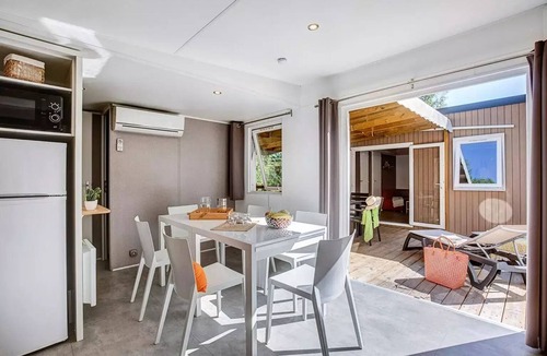 Pierrefitte-sur-Sauldre House | Cottage Friends 8 rooms 10 persons Air-conditioned*