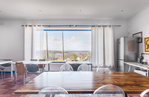 Elvas Cottage | Cottage 'Herdade Do Charito' with Lake View, Wi-Fi and Air Conditioning