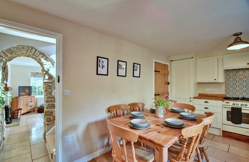 Bellerby Cottage | Cottage in Bellerby with Private Hot Tub