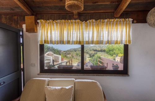 Castelsardo Ski Chalet | COTTAGE IN CAMPAGNA A CASTELSARDO(Whole House)