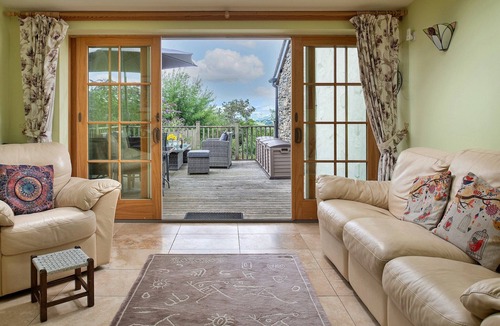 Eglwysbach House | Cottage in Conwy with Hot Tub & Mountain Views