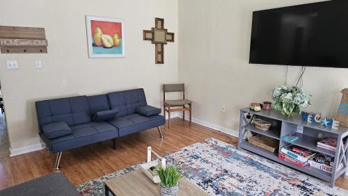 Diamondhead House | Cottage in Diamondhead
