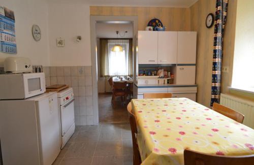 Kuchelscheid House | Cottage in Kuchelscheid with Terrace