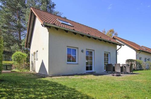 Muritz House | Cottage in Lenz