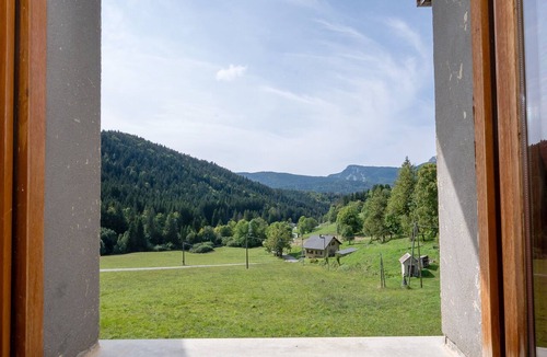Entremont-le-Vieux Cottage | Cottage "La Ferme de l’Ours" with Mountain View, Private Terrace and Wi-Fi
