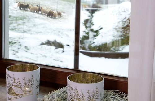 Rathsmannsdorf Cottage | Cottage 'Lieblingsplatz Am Bach' with Wi-Fi