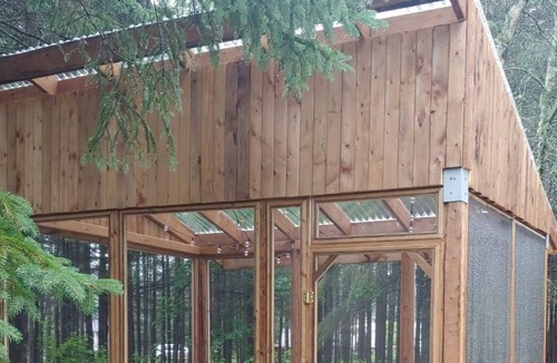 York House | Cottage Located Only 5 Mins From National Park Beach With New Screened In Room