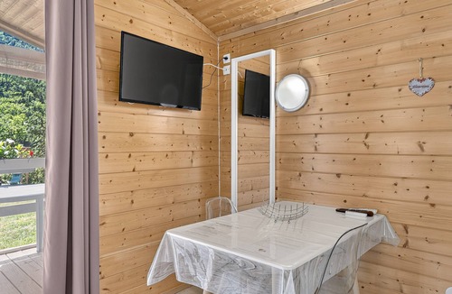 Les Sagnieres House | Cottage "Morgon" with Mountain View, Wi-Fi and Air Conditioning