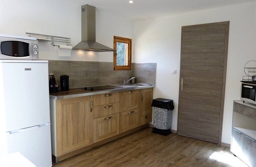 Vetricella Ski Chalet | Cottage of countryside sea view