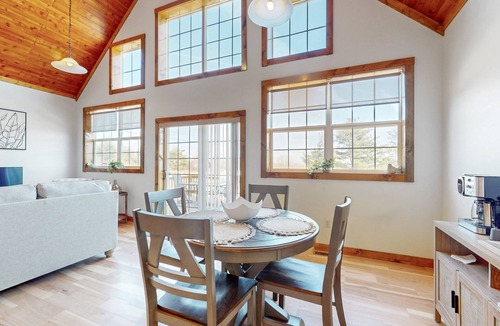 Town of Jerusalem Cottage | Cottage on active vineyard with lovely views, grill, firepit, EV charger, & W/D