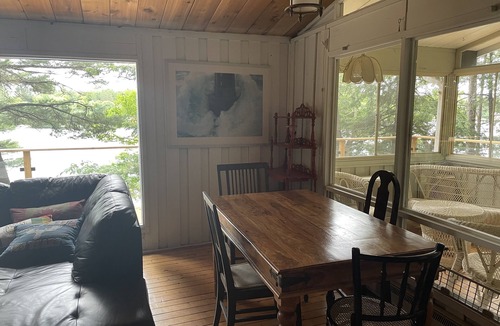 Bala Cottage | Cottage on Moon River w/Fantastic Deck! (pet friendly)