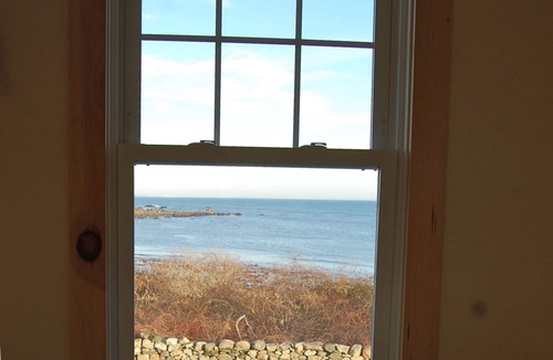 Little Compton Cottage | Cottage on Ocean Cove, End of Private Rd, Beach Front, Abundant Wildlife!