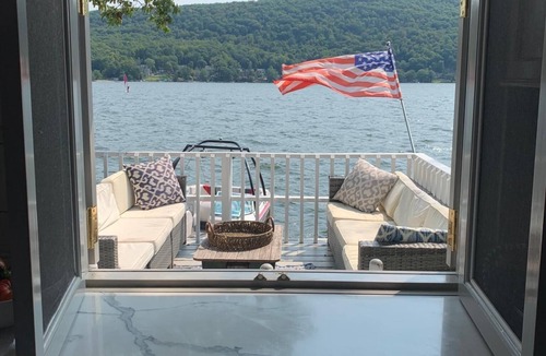 Greenwood Lake Cottage | Cottage on the Lake - Relax, Swim & Enjoy!