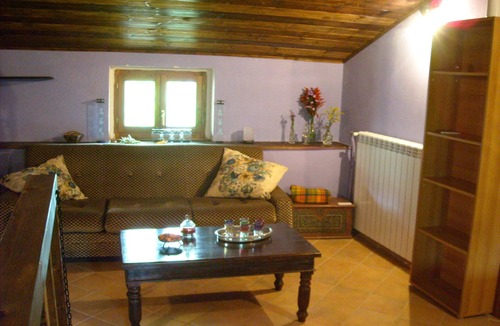 Gualdo Tadino House | Cottage plus dependace in all 14 beds.