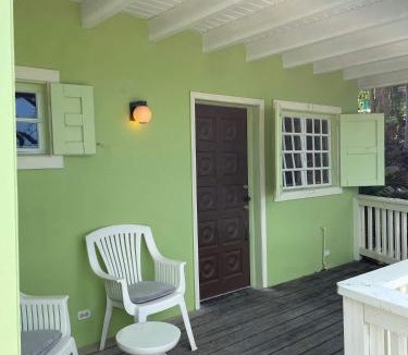Estate Raphune Apartment | Cottage Queen Deluxe Double at Boundless Bliss Hotel