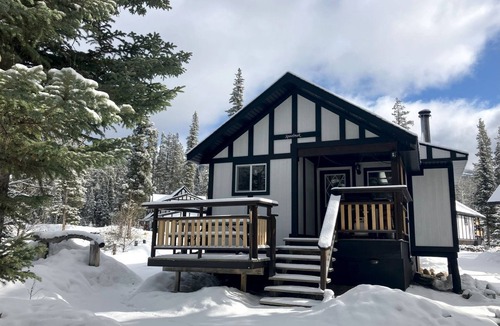Nordegg Cottage | Cottage Rental with Fire Pit Perfect for Four Hidden in the Canadian Rockies of Alberta