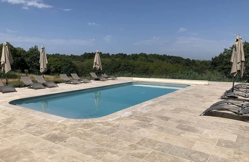 Bourrou House | Cottage Rouffignac Swimming pool Tennis Castle Monciaux