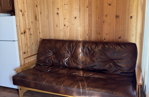 Winters Cottage | Cottage, Sleeps 6, Wheelchair & Pet Friendly - Creekside Cottage, 1 Bedroom, Sleeps 4-6, Wheelchair & Pet Friendly