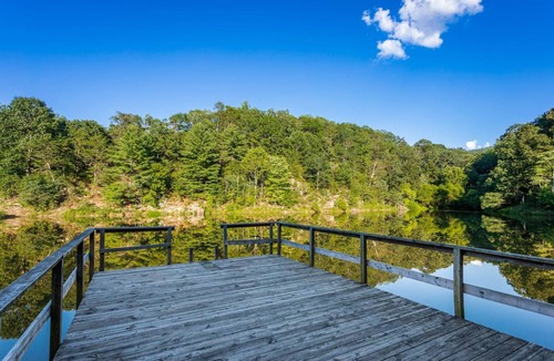 Front Royal House | Cottage w 2 Private Lakes & River Access, Fire Pit