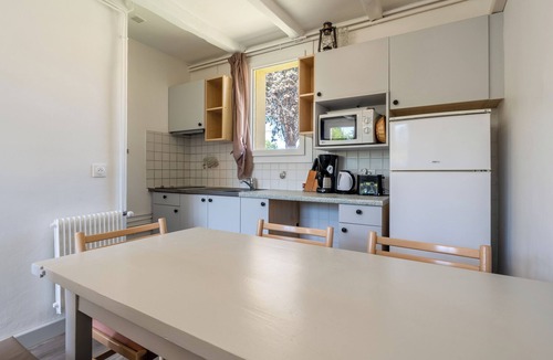 La Roque-sur-Pernes House | Cottage with pool in Provence N°2