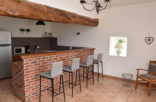 Cressanges Cottage | Cottage with large garden and terrace in Cressanges