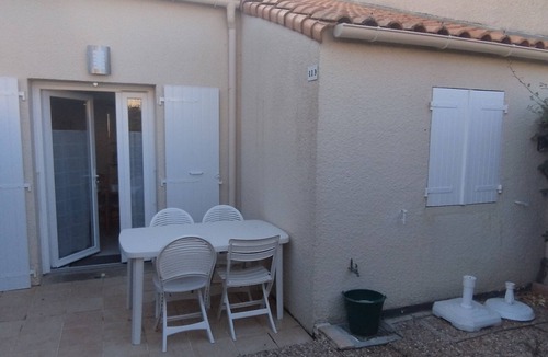 La Remigeasse House | Cottage with Terrace, Parking 800m from the Beach