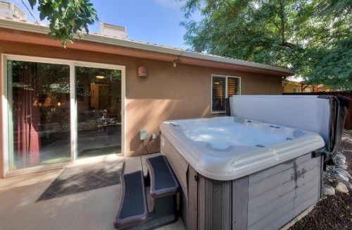 Moab House | Cottonwoods 401