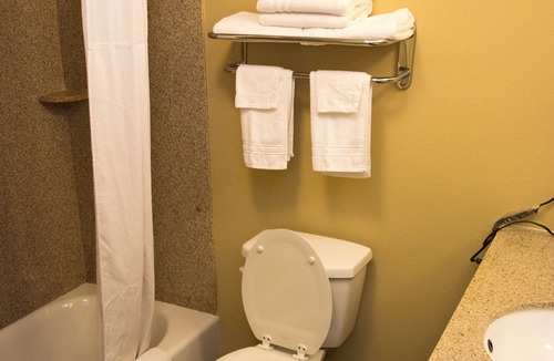 Cotulla Hotel | Cotulla Express Inn