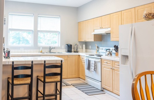 Beaverton House | Cougar Ln- Quiet & Comfortable Stay Near Nike, Intel & PDX